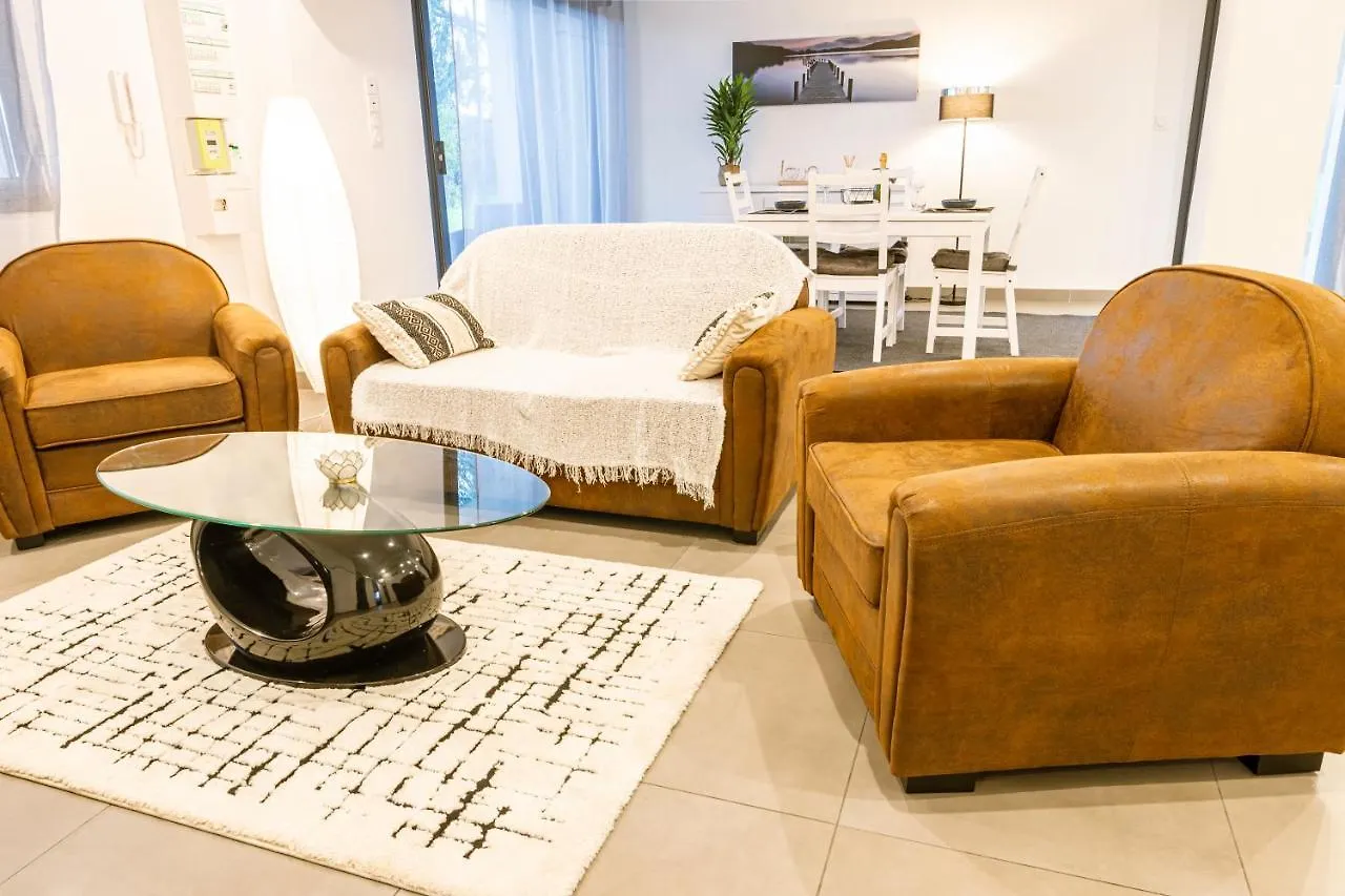 Appartement Spacieux T3 Grand Large Décines-Charpieu France